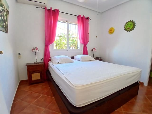 3 slaapkamer Villa te koop in Ciudad Quesada, Rojales - € 229.000 (Ref: 9105474)