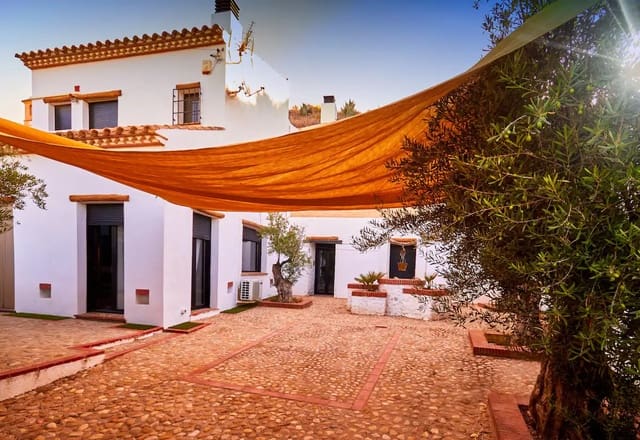 5 sypialnia Willa na sprzedaż w Cortes de Baza - 197 950 € (Ref: 9105479)