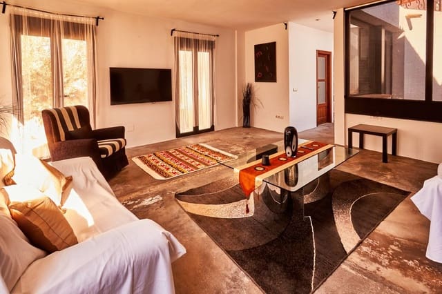 5 sypialnia Willa na sprzedaż w Cortes de Baza - 197 950 € (Ref: 9105479)