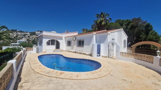 3 makuuhuone Huvila myytävänä paikassa Pinar del Advocat - Cometa, Teulada-Moraira mukana uima-altaan 
autotalli - 525 000 € (Ref: 9105489)
