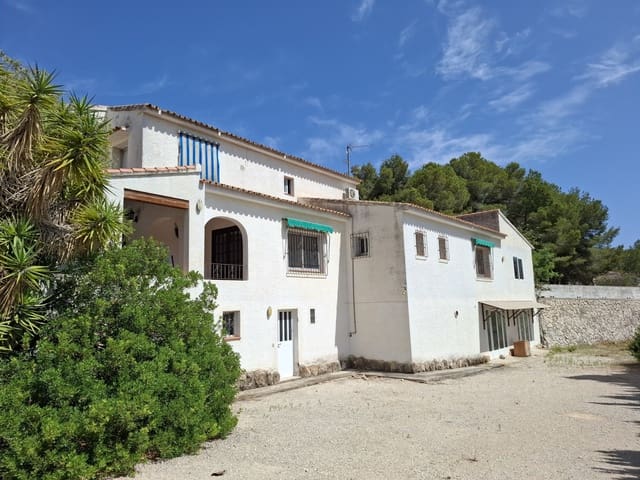 Kaupallinen myytävänä paikassa Paichi, Teulada-Moraira - 1 250 000 € (Ref: 9106415)