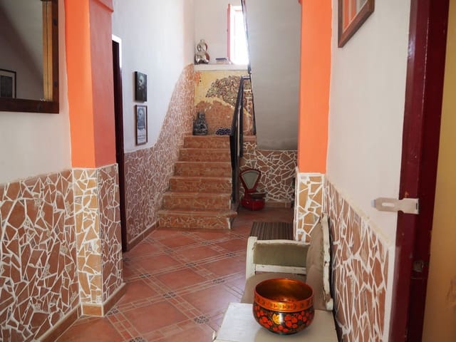 5 soveværelse Byhus til salg i Caniles - € 139.000 (Ref: 9106416)