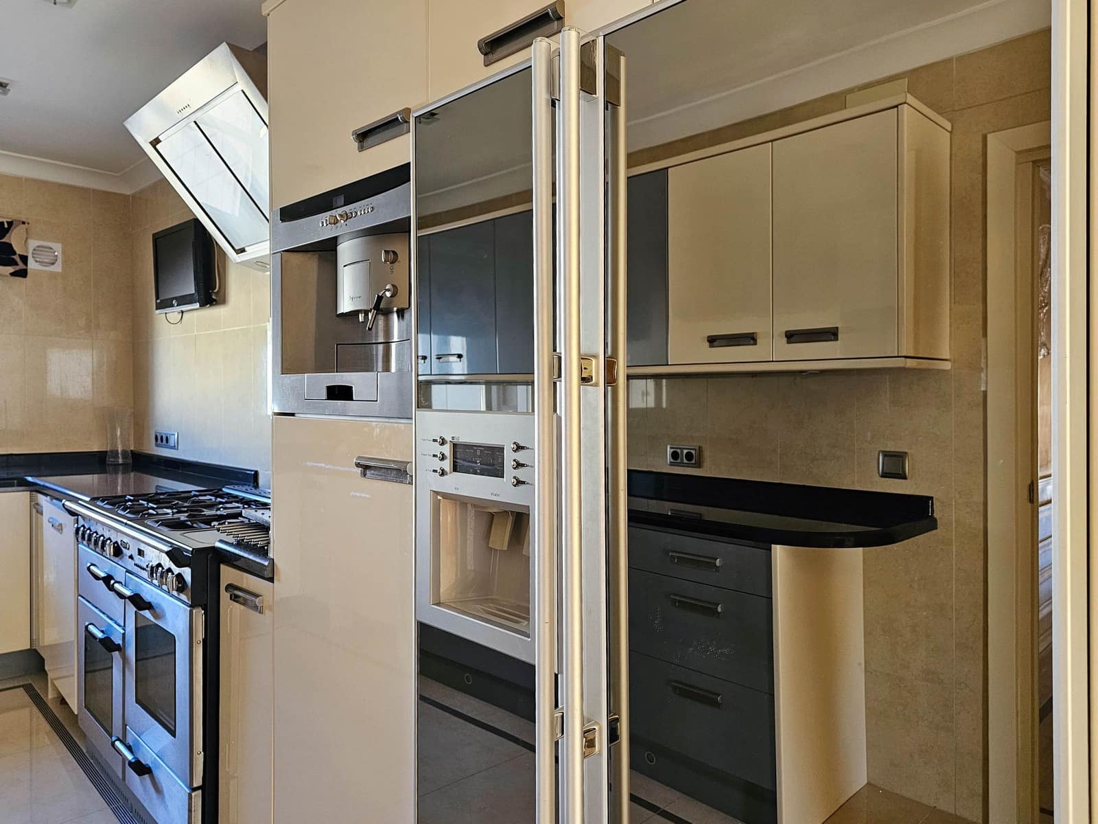 Chalet de 5 habitaciones en Benissa en venta con piscina garaje - 1.399.000 € (Ref: 9114010)