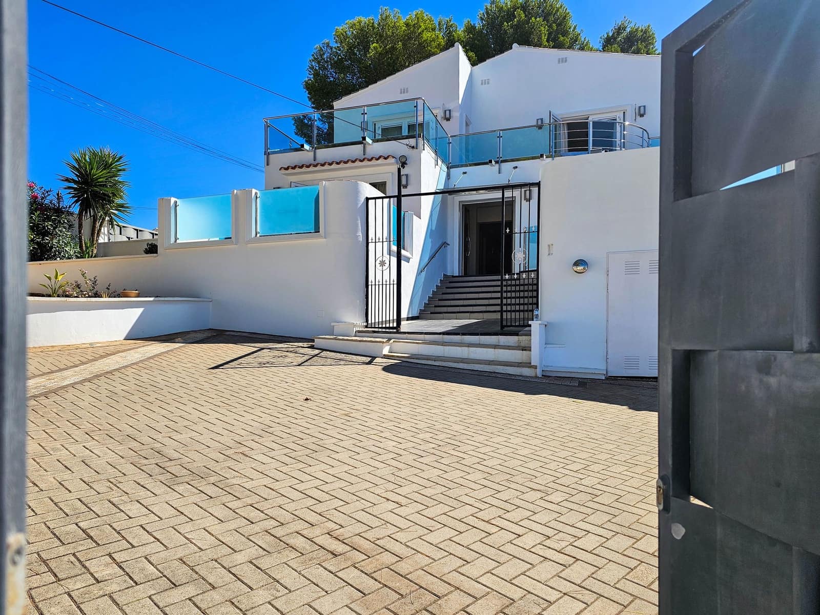 Chalet de 5 habitaciones en Benissa en venta con piscina garaje - 1.399.000 € (Ref: 9114010)