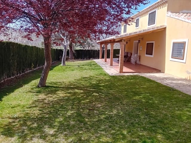5 soveværelse Finca/Landehus til salg i Puebla de Don Fadrique med garage - € 299.950 (Ref: 9114011)