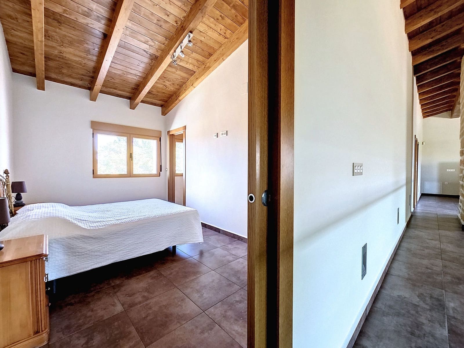 4 soveværelse Finca/Landehus til salg i Pinoso med swimmingpool garage - € 499.500 (Ref: 9125682)