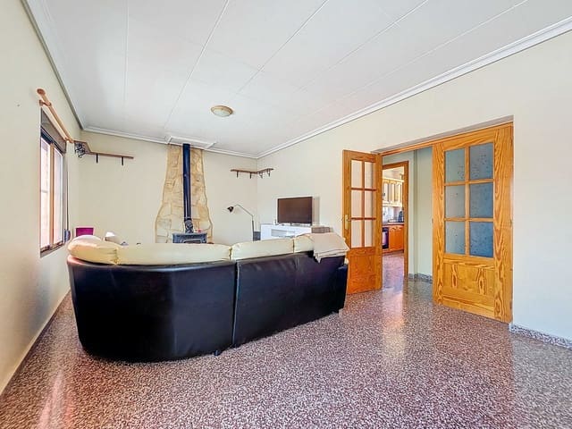 5 soveværelse Finca/Landehus til salg i L'Algueña / Alguenya med swimmingpool garage - € 289.950 (Ref: 9355697)