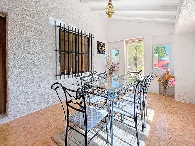 5 soveværelse Finca/Landehus til salg i L'Algueña / Alguenya med swimmingpool garage - € 289.950 (Ref: 9355697)