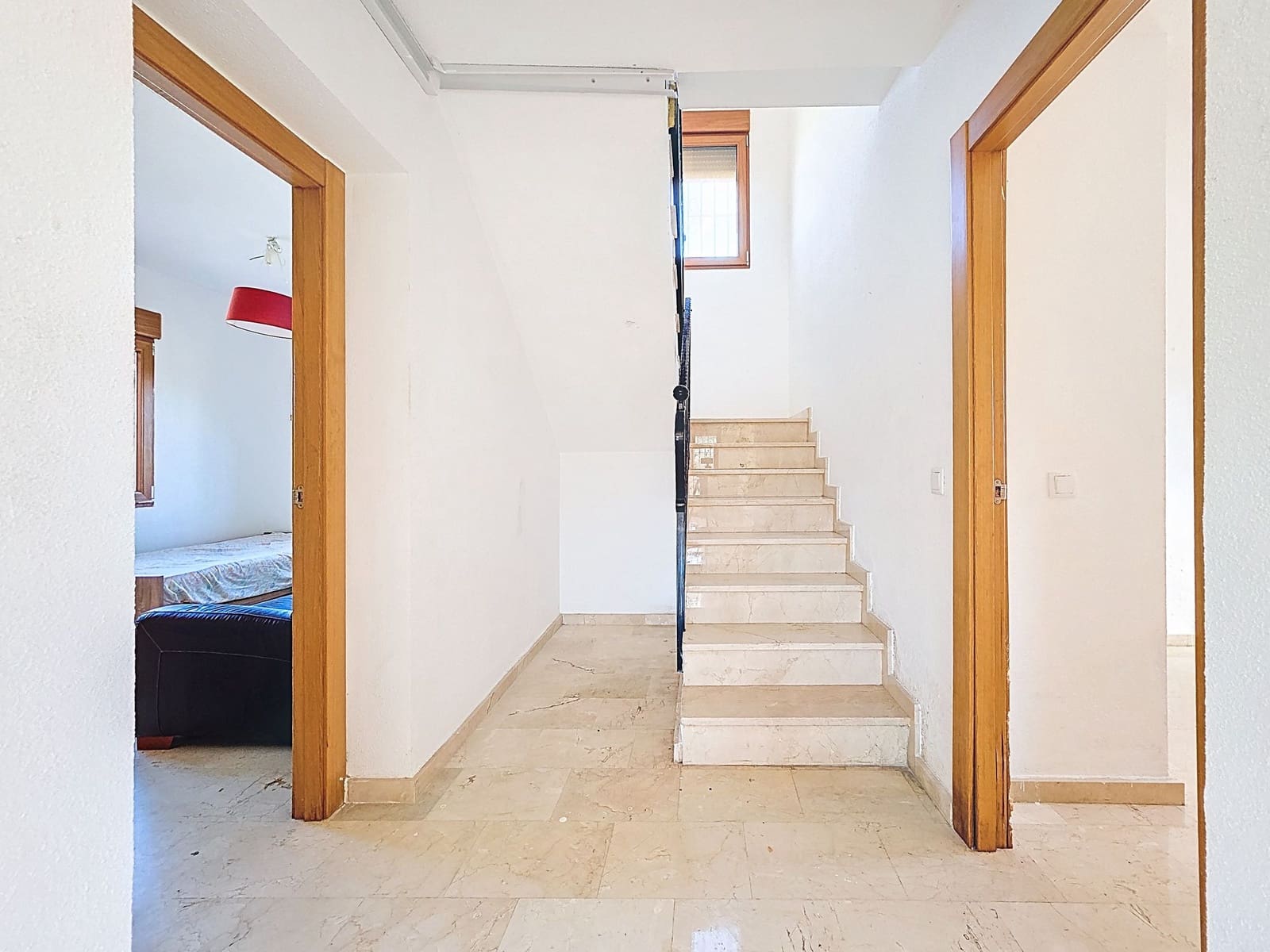 4 makuuhuone Huvila myytävänä paikassa Aspe mukana uima-altaan - 389 950 € (Ref: 9385337)