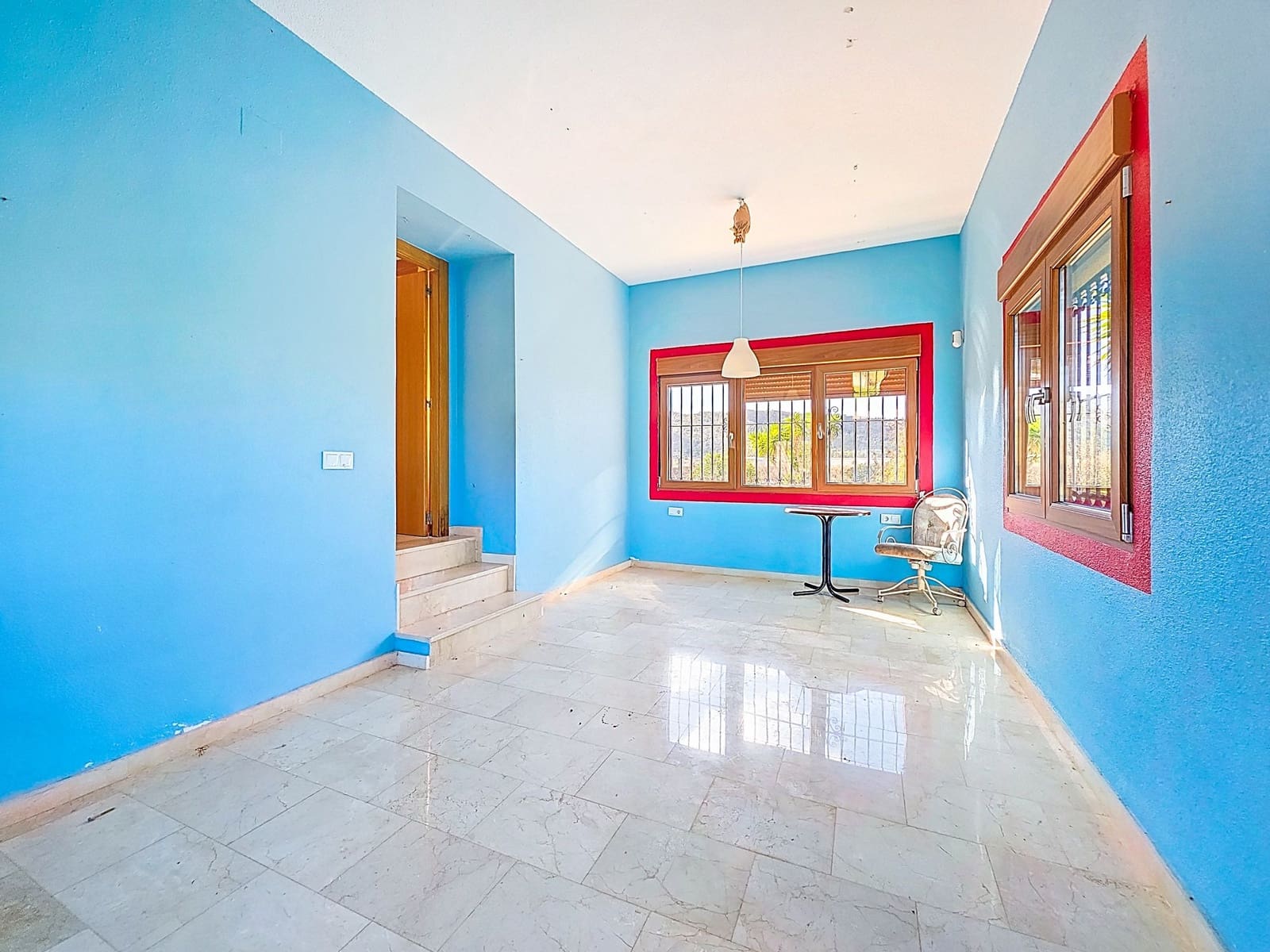 4 makuuhuone Huvila myytävänä paikassa Aspe mukana uima-altaan - 389 950 € (Ref: 9385337)