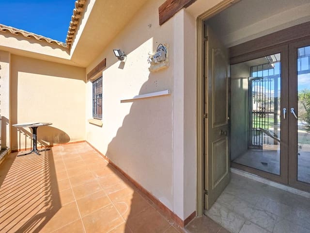 4 makuuhuone Huvila myytävänä paikassa Aspe mukana uima-altaan - 389 950 € (Ref: 9385337)