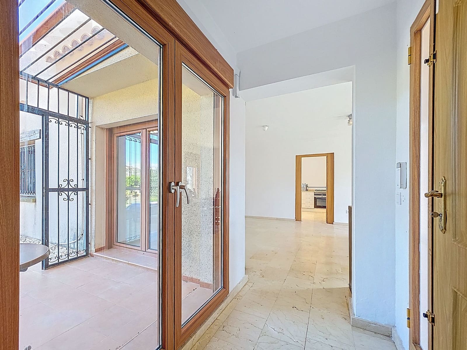 4 makuuhuone Huvila myytävänä paikassa Aspe mukana uima-altaan - 389 950 € (Ref: 9385337)