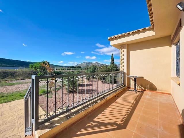 4 makuuhuone Huvila myytävänä paikassa Aspe mukana uima-altaan - 389 950 € (Ref: 9385337)