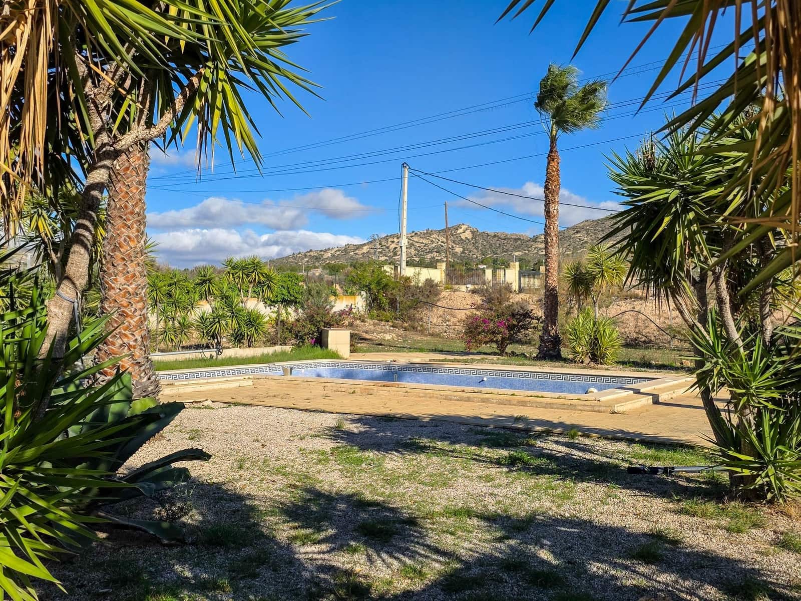 4 makuuhuone Huvila myytävänä paikassa Aspe mukana uima-altaan - 389 950 € (Ref: 9385337)