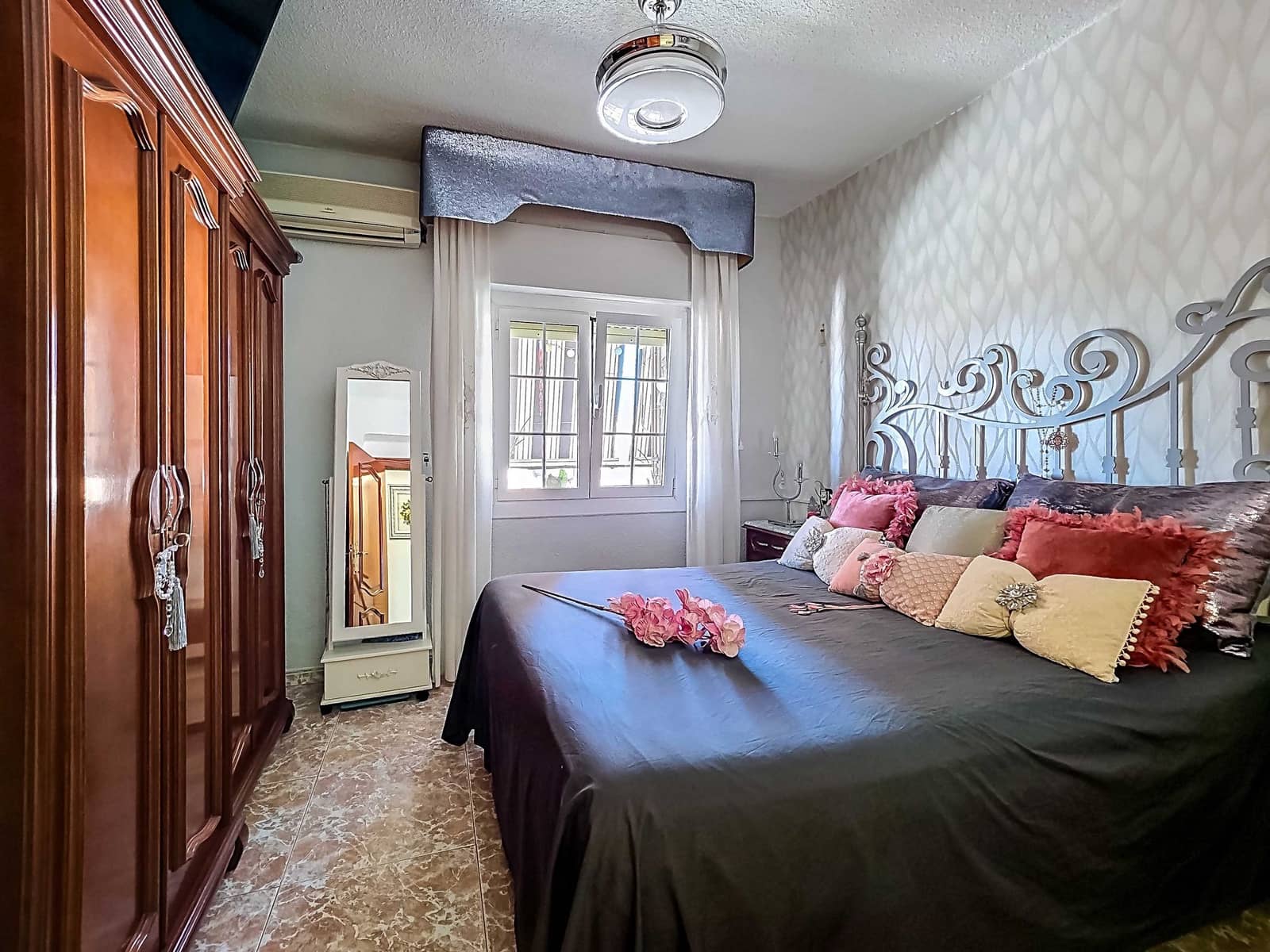 4 makuuhuone Huoneisto myytävänä paikassa Pinoso - 89 950 € (Ref: 9385350)