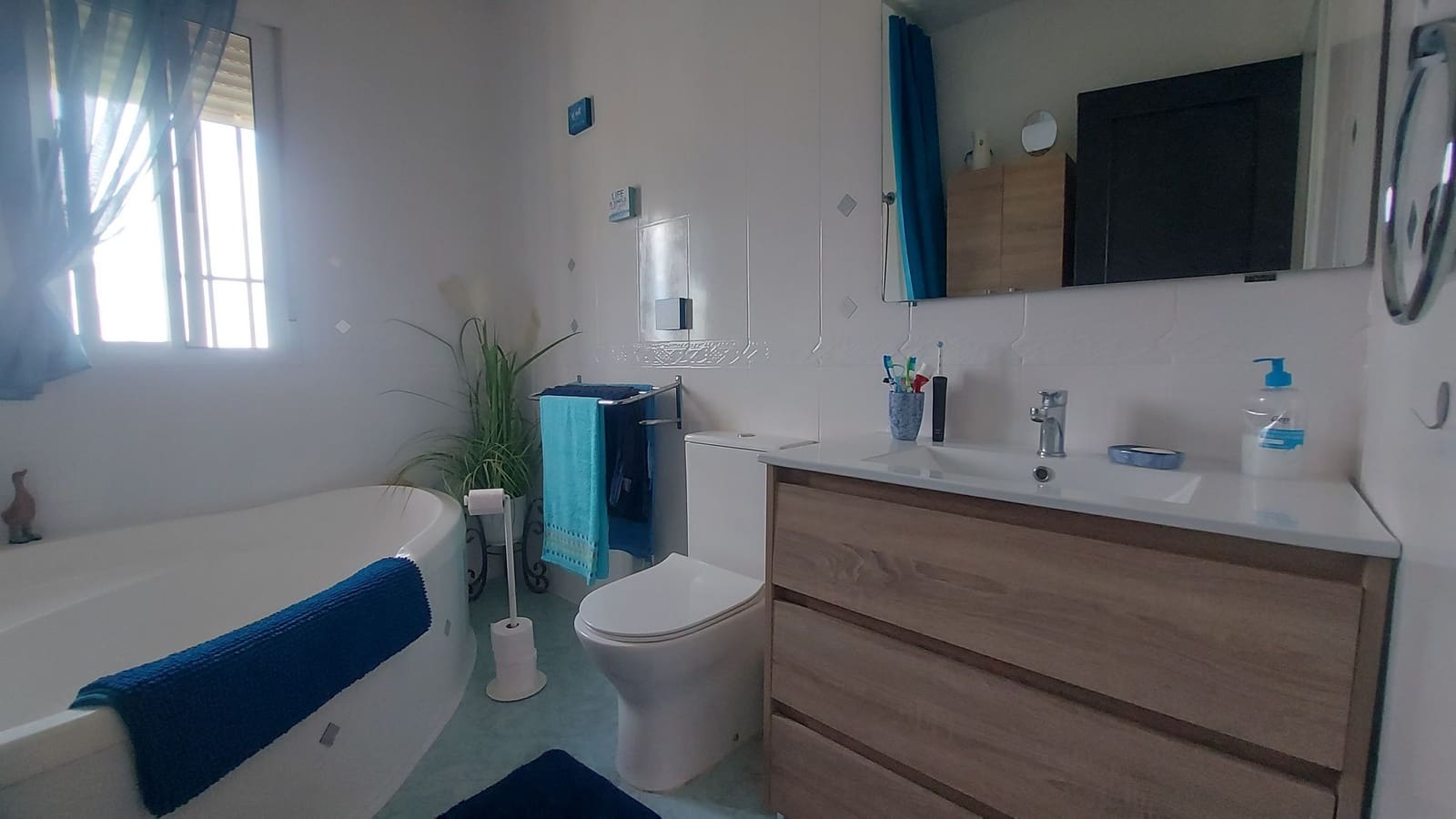 3 bedroom Villa for sale in Freila - € 184,995 (Ref: 9388580)