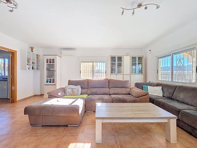 4 slaapkamer Villa te koop in Jumilla met zwembad garage - € 299.995 (Ref: 9388588)