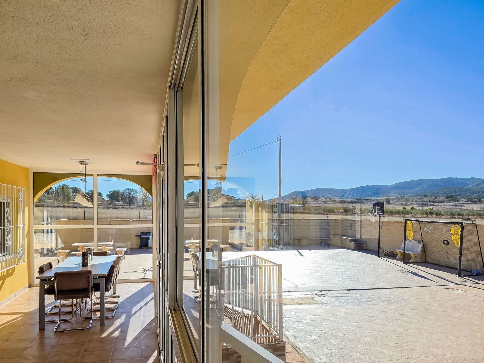 4 bedroom Villa for sale in Jumilla with pool garage - € 299,995 (Ref: 9388588)