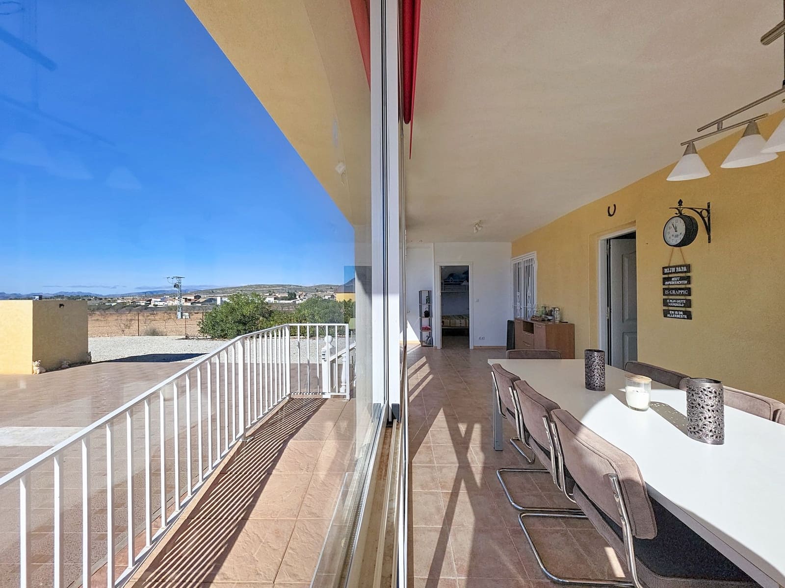 4 bedroom Villa for sale in Jumilla with pool garage - € 299,995 (Ref: 9388588)