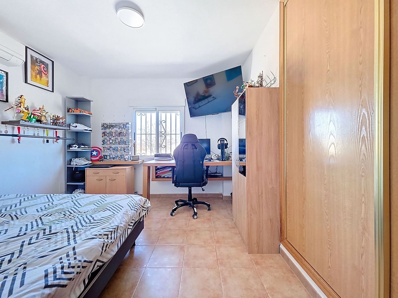 4 bedroom Villa for sale in Jumilla with pool garage - € 299,995 (Ref: 9388588)