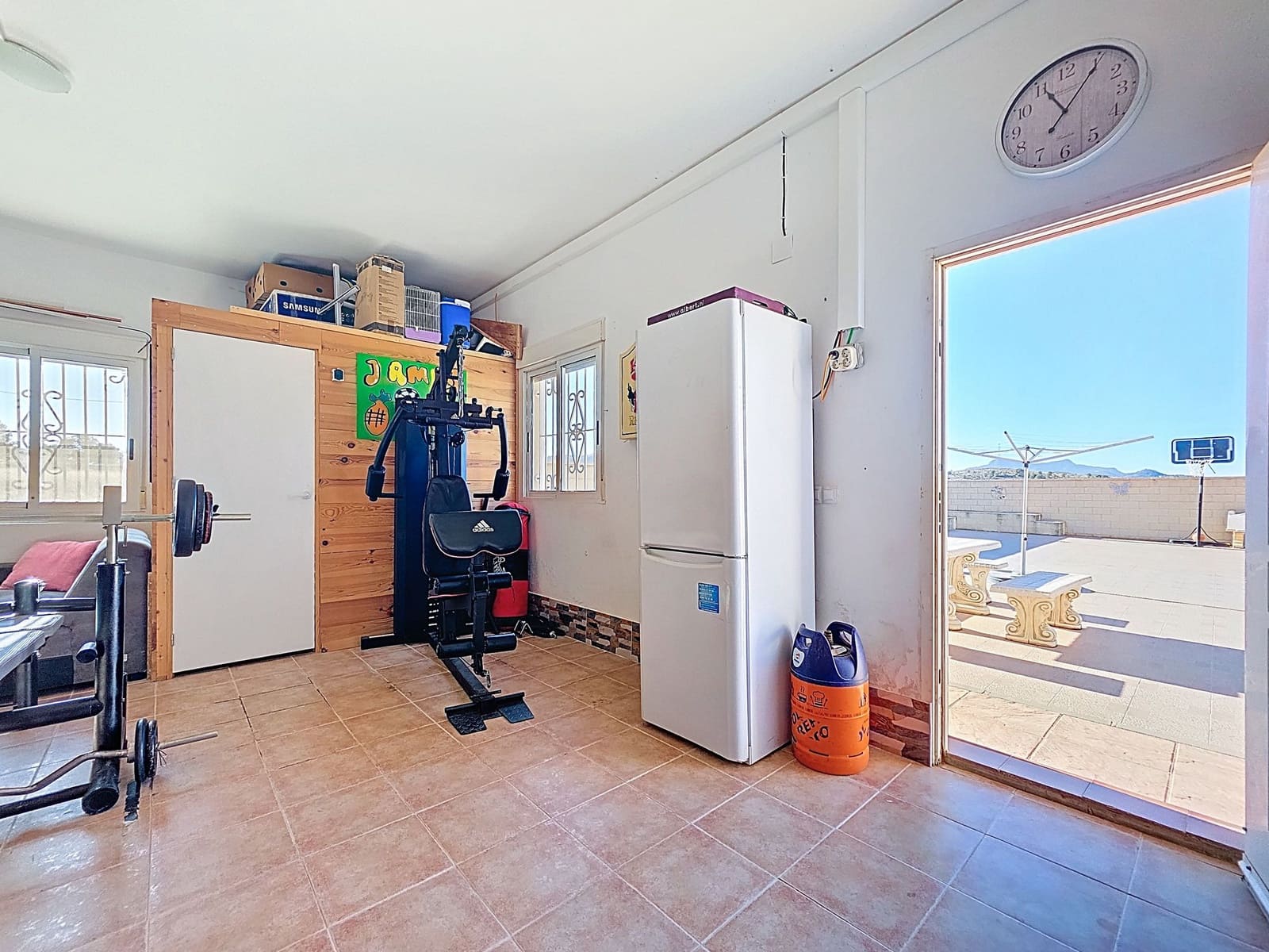 4 bedroom Villa for sale in Jumilla with pool garage - € 299,995 (Ref: 9388588)