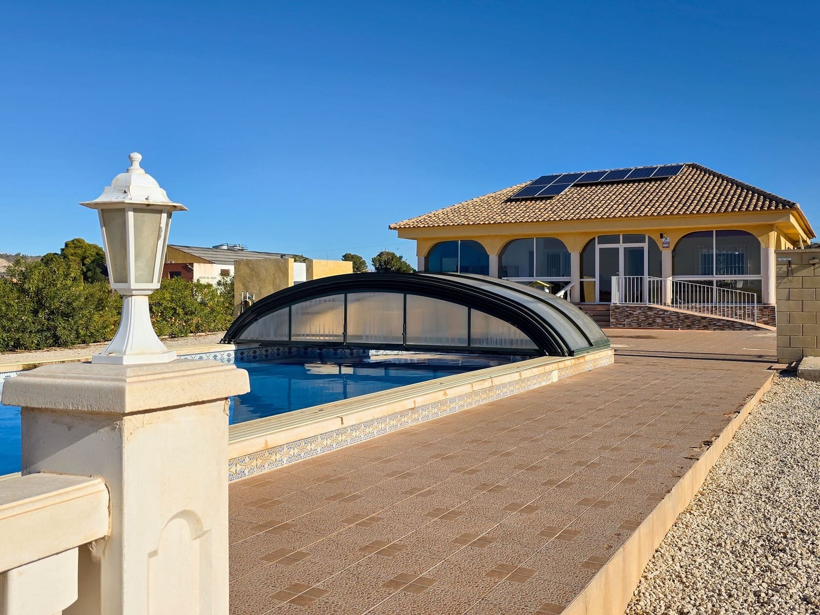 4 bedroom Villa for sale in Jumilla with pool garage - € 299,995 (Ref: 9388588)