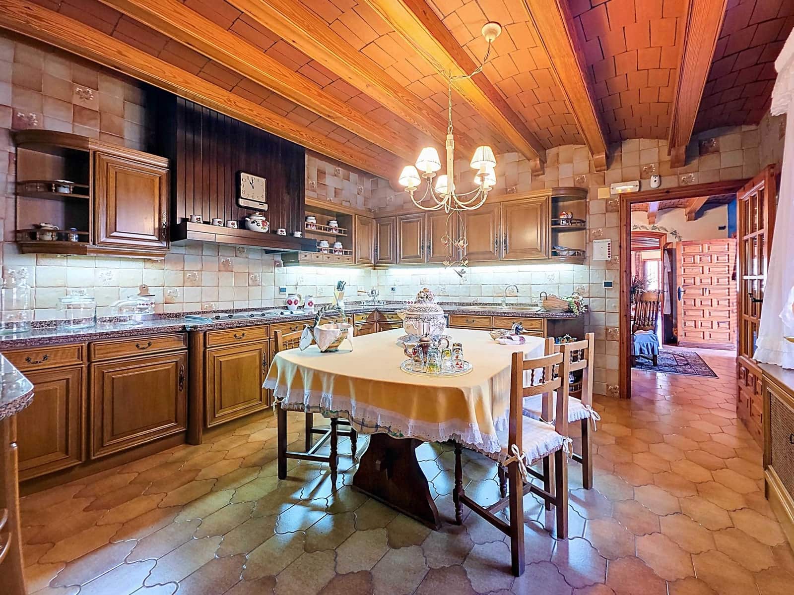 6 sovrum Villa till salu i Elda med pool - 1 099 000 € (Ref: 9388596)