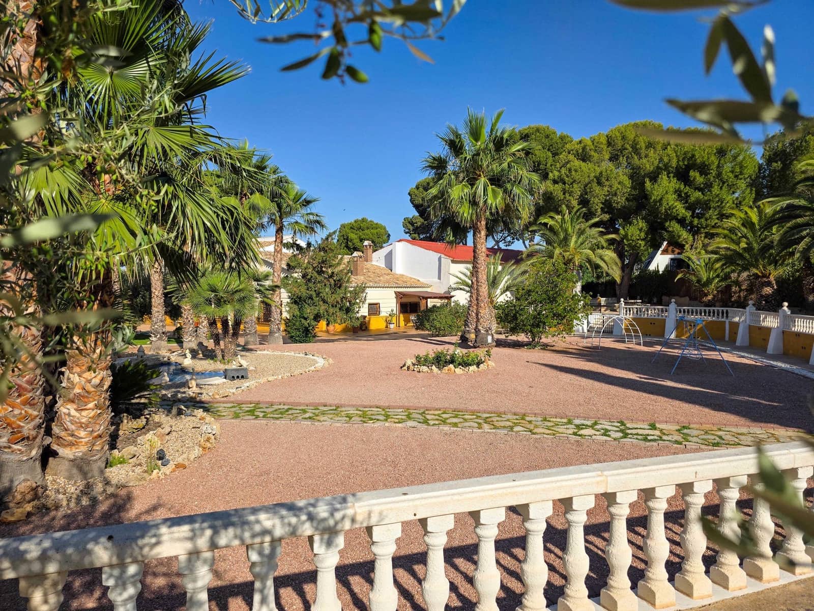 6 sovrum Villa till salu i Elda med pool - 1 099 000 € (Ref: 9388596)