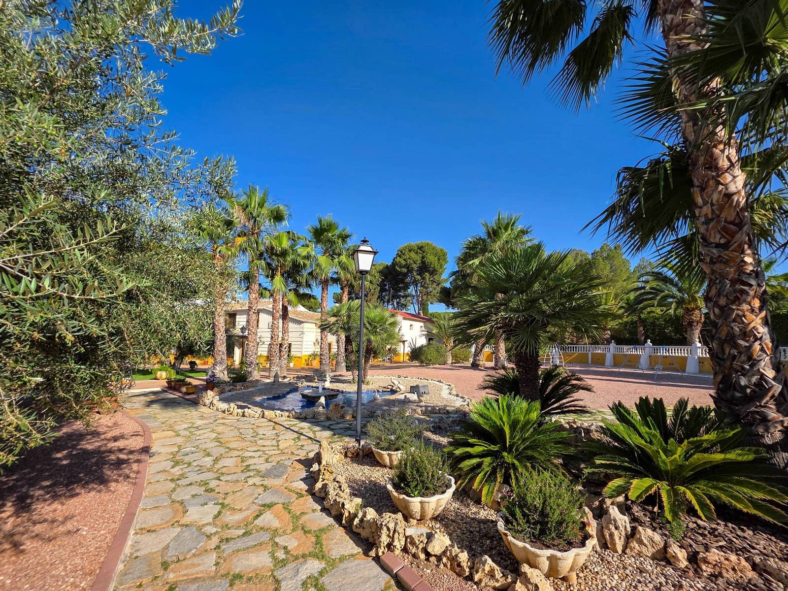 6 sovrum Villa till salu i Elda med pool - 1 099 000 € (Ref: 9388596)