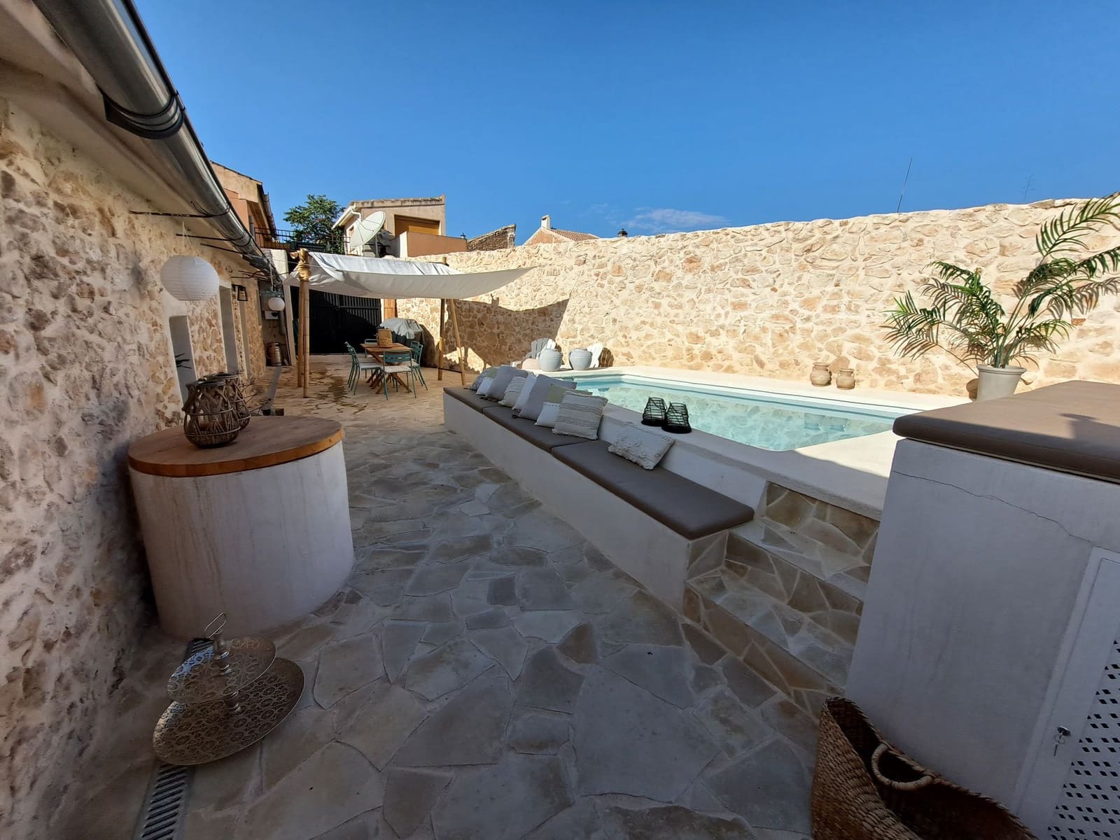 3 bedroom Townhouse for sale in Jumilla with pool - € 229,990 (Ref: 9388597)