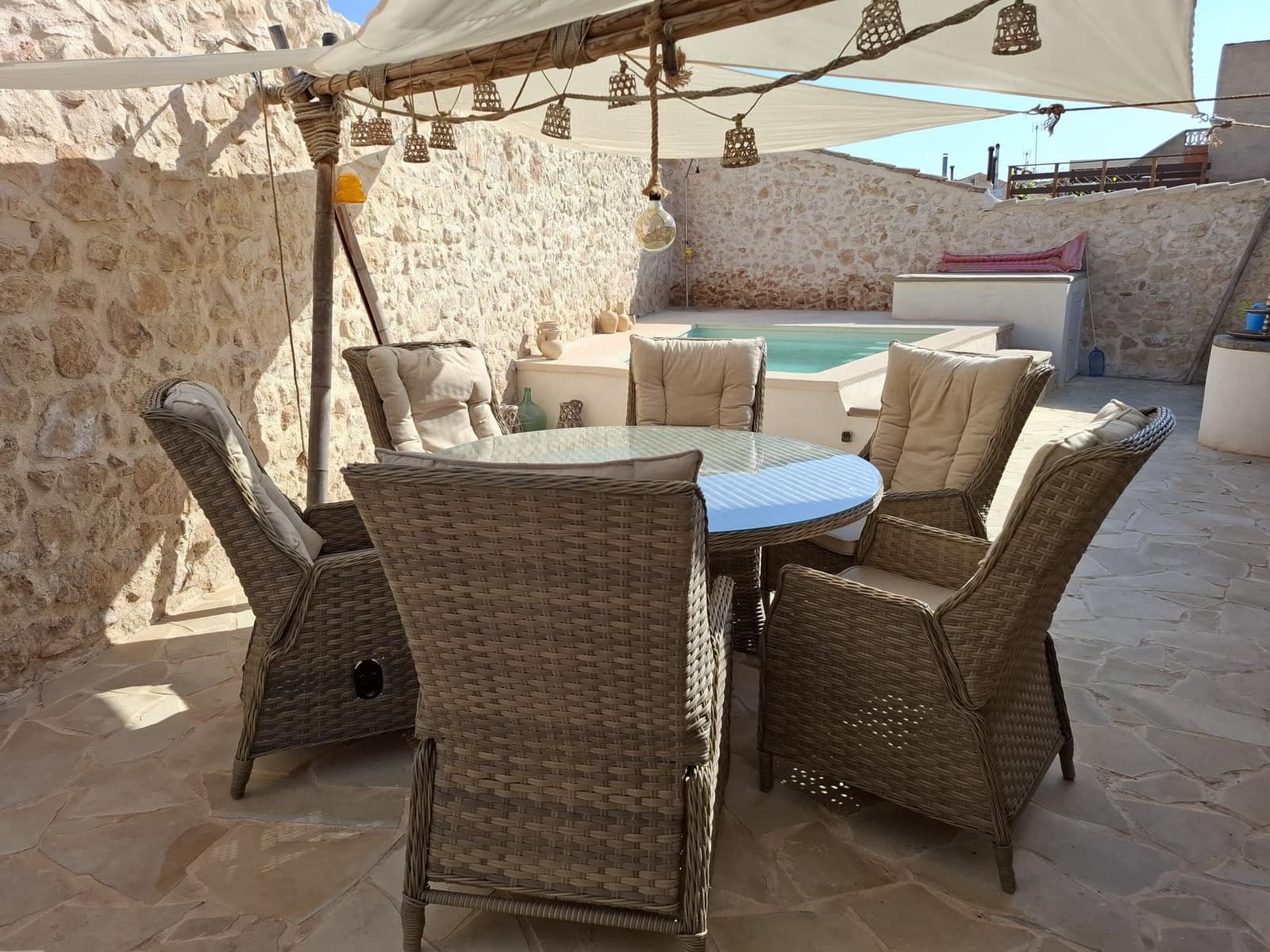 3 bedroom Townhouse for sale in Jumilla with pool - € 229,990 (Ref: 9388597)