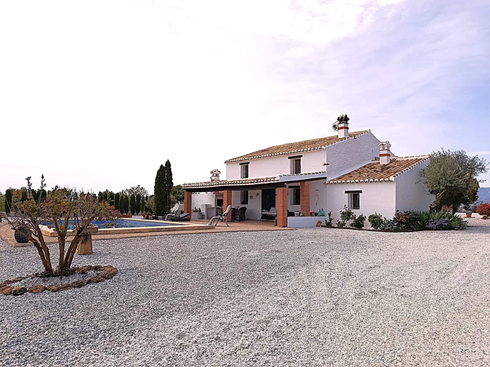 3 quarto Quinta/Casa Rural para venda em Castril com piscina garagem - 349 500 € (Ref: 9388599)