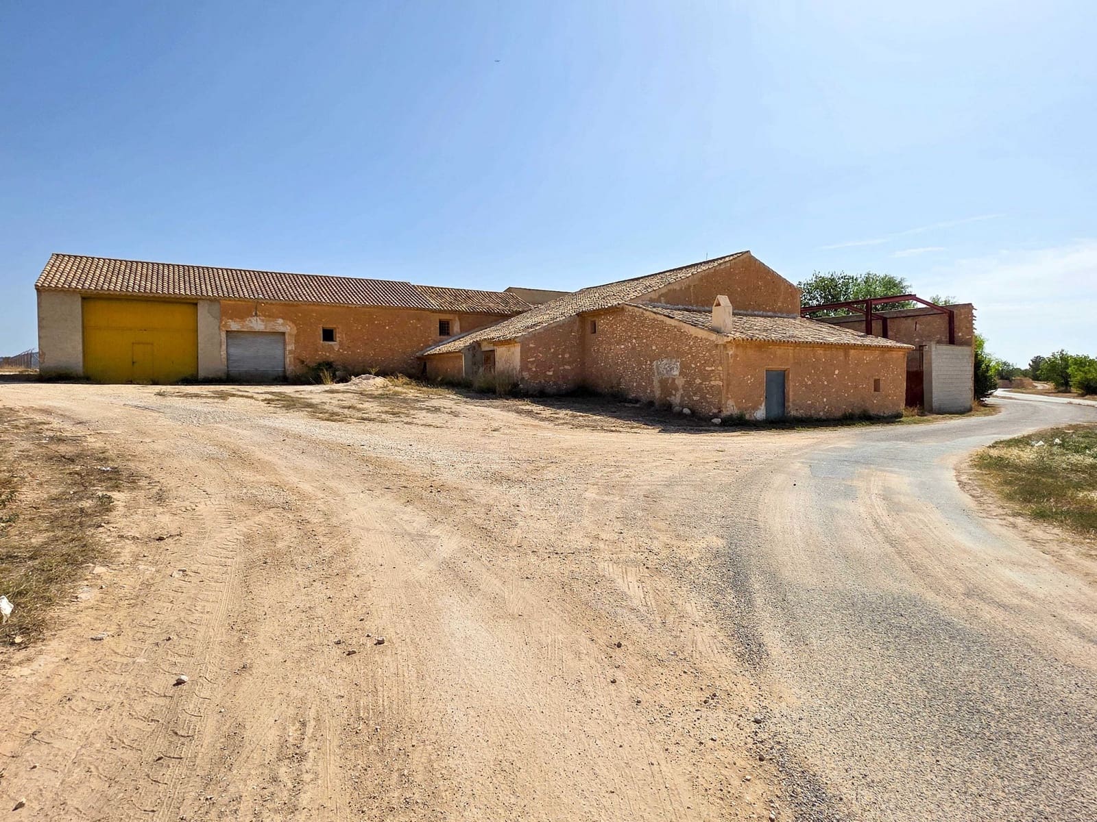 Finca/Landehus til salg i Pinoso med garage - € 310.000 (Ref: 9390427)