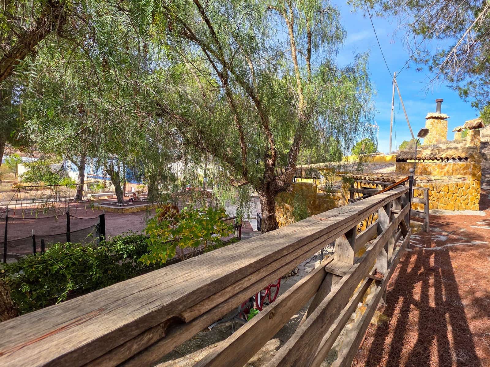 4 makuuhuone Luolatalo myytävänä paikassa Pinoso mukana 
autotalli - 159 950 € (Ref: 9393284)