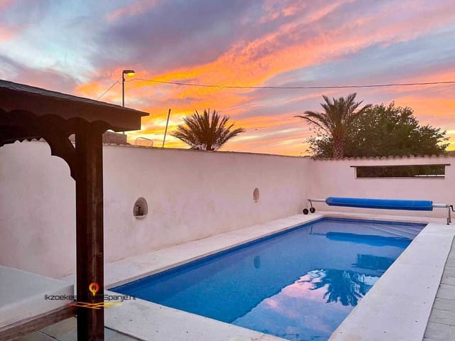 4 bedroom Townhouse for sale in Abanilla with pool - € 385,000 (Ref: 9428225)