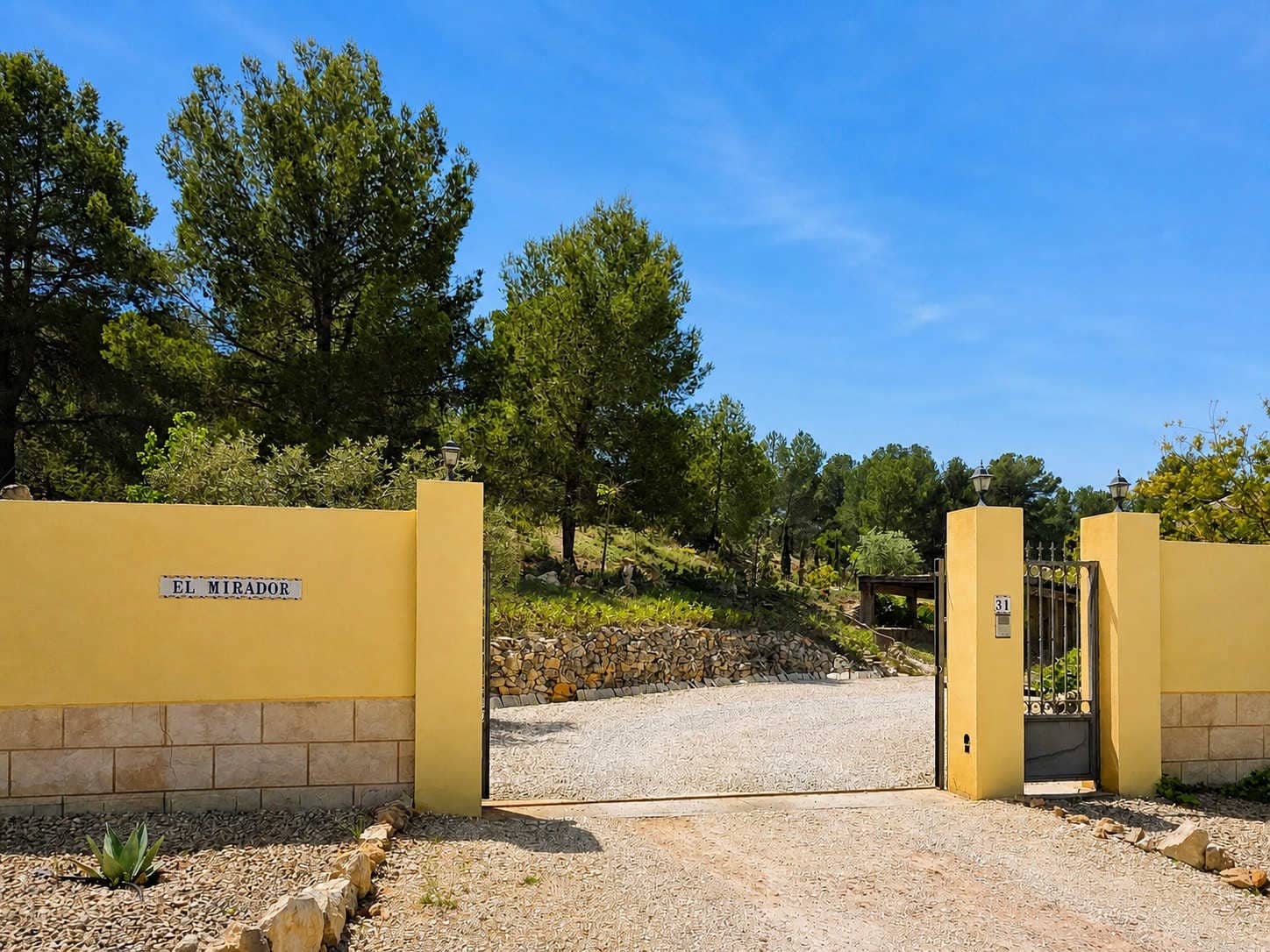5 soverom Villa til salgs i Pinoso med svømmebasseng - € 649 950 (Ref: 9841472)
