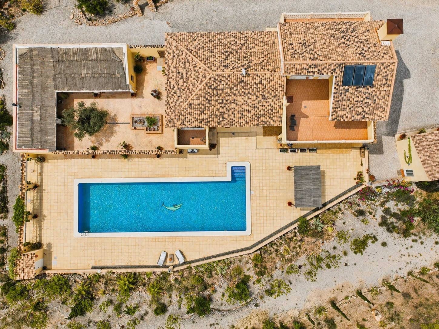 5 soverom Villa til salgs i Pinoso med svømmebasseng - € 649 950 (Ref: 9841472)