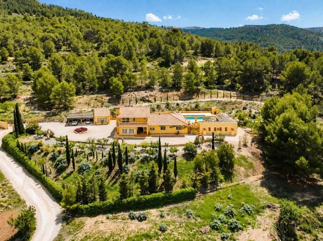 5 soverom Villa til salgs i Pinoso med svømmebasseng - € 649 950 (Ref: 9841472)