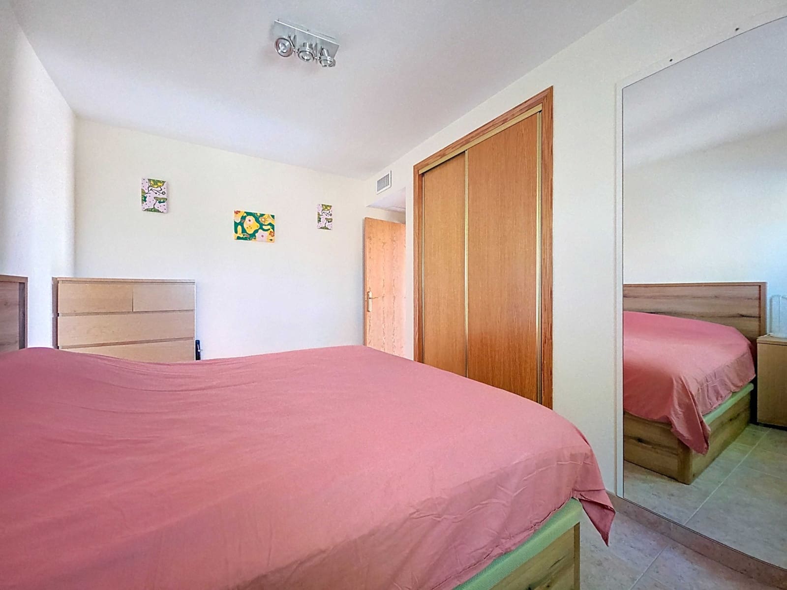 3 bedroom Villa for sale in Jumilla with pool - € 329,995 (Ref: 9841476)