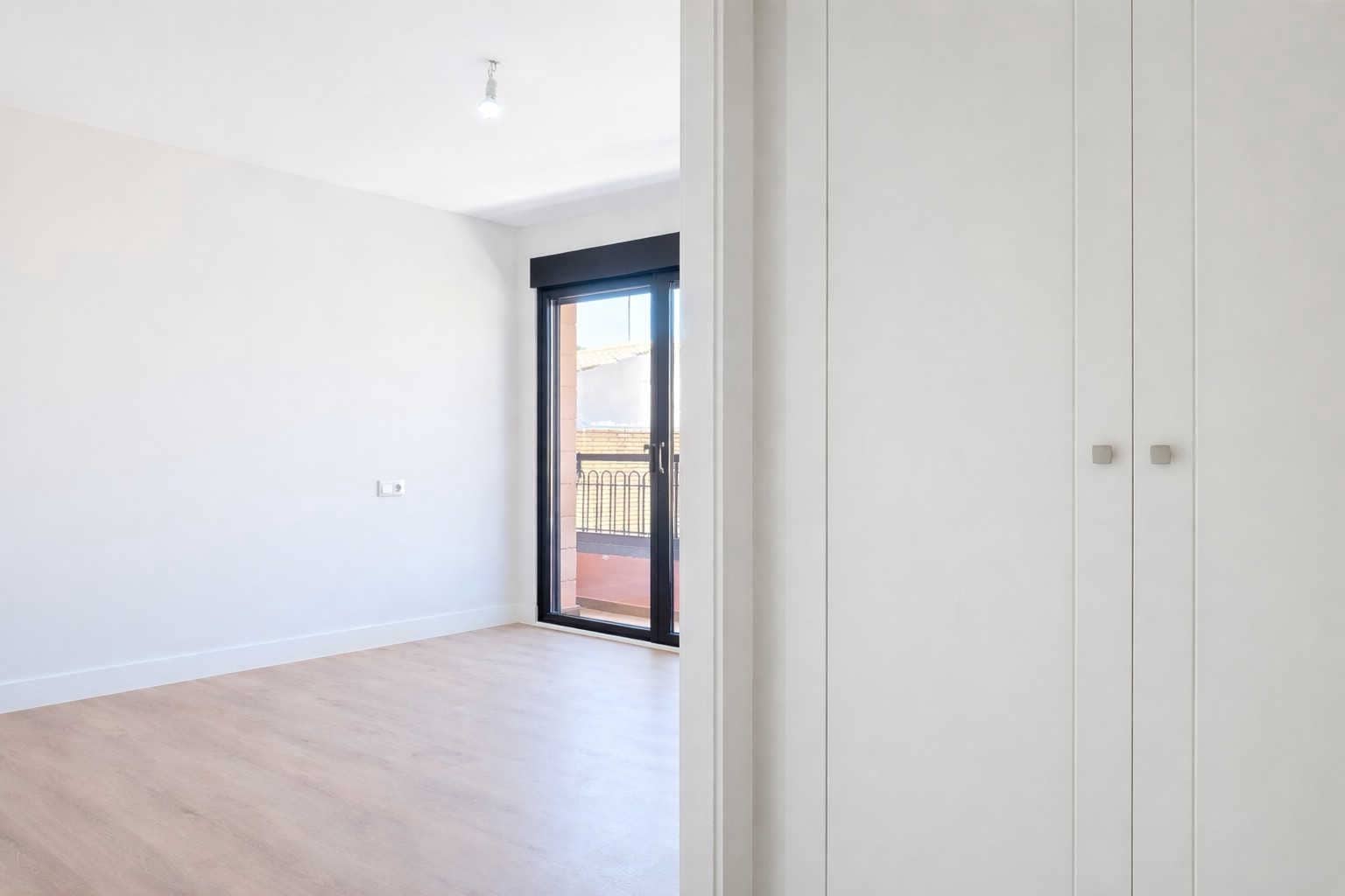 7 bedroom Townhouse for sale in Pinoso with pool garage - € 849,995 (Ref: 9841477)