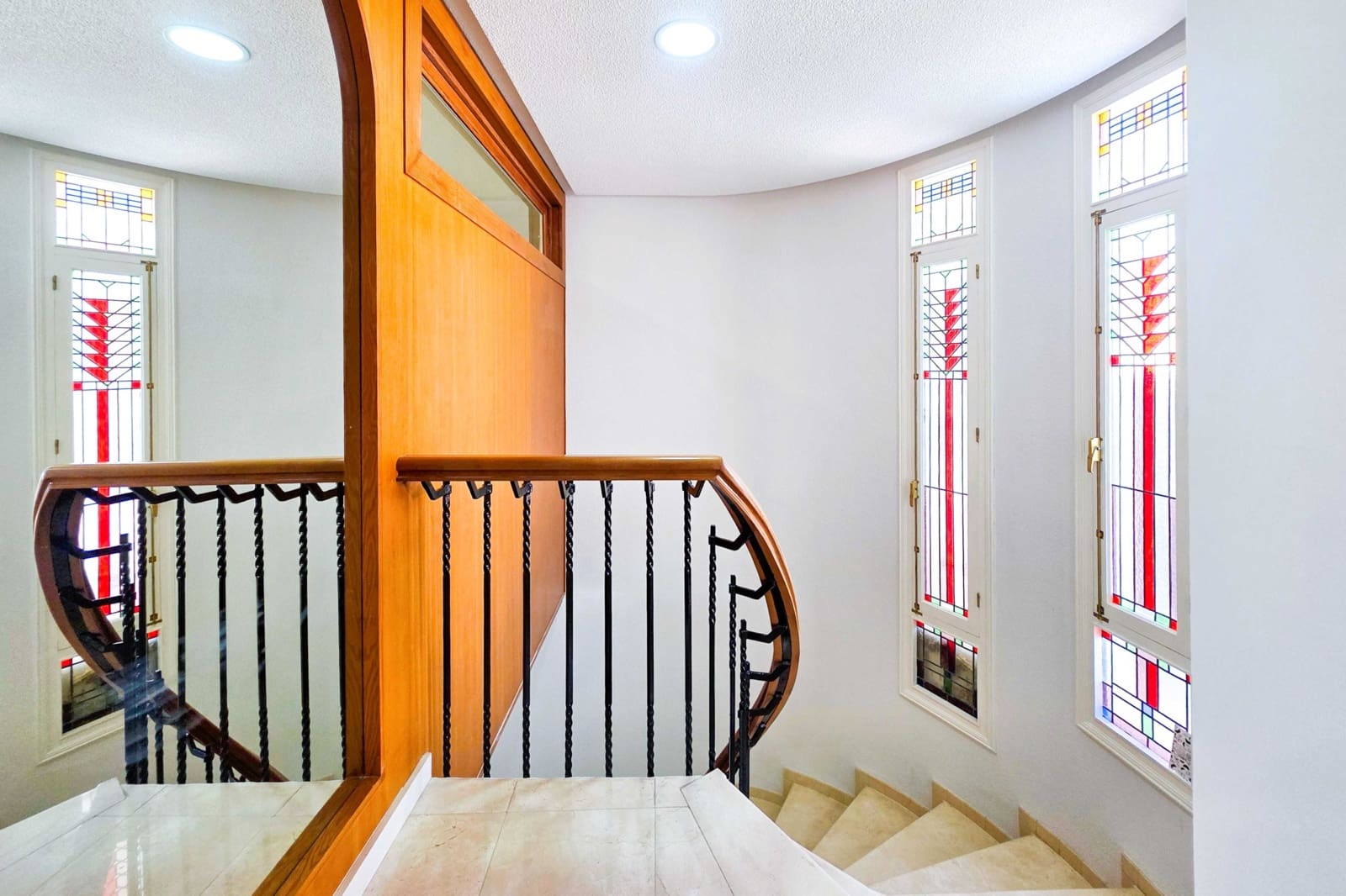 7 bedroom Townhouse for sale in Pinoso with pool garage - € 849,995 (Ref: 9841477)