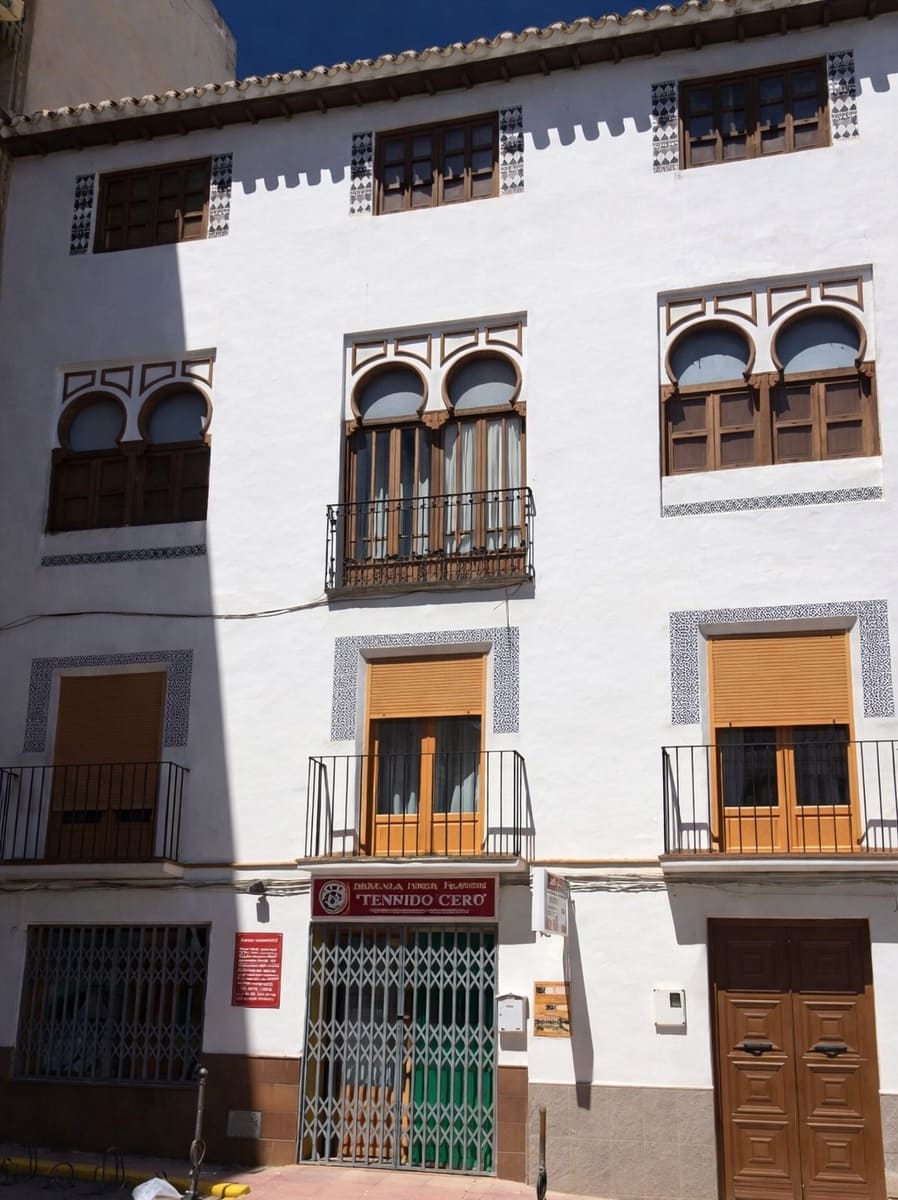 Commercial for sale in Huescar - € 39,950 (Ref: 9841480)