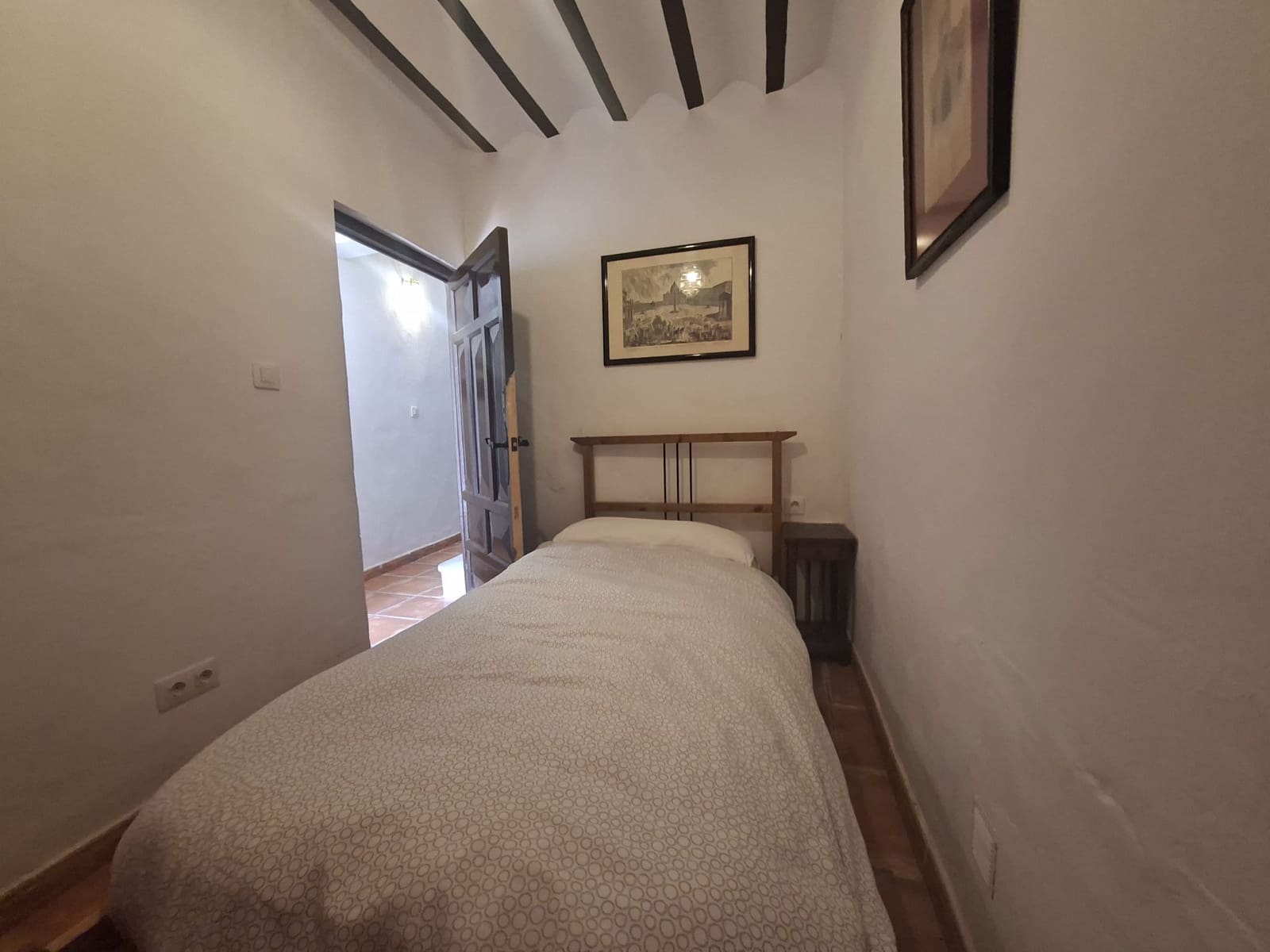 6 bedroom Townhouse for sale in Huescar - € 89,950 (Ref: 9841481)