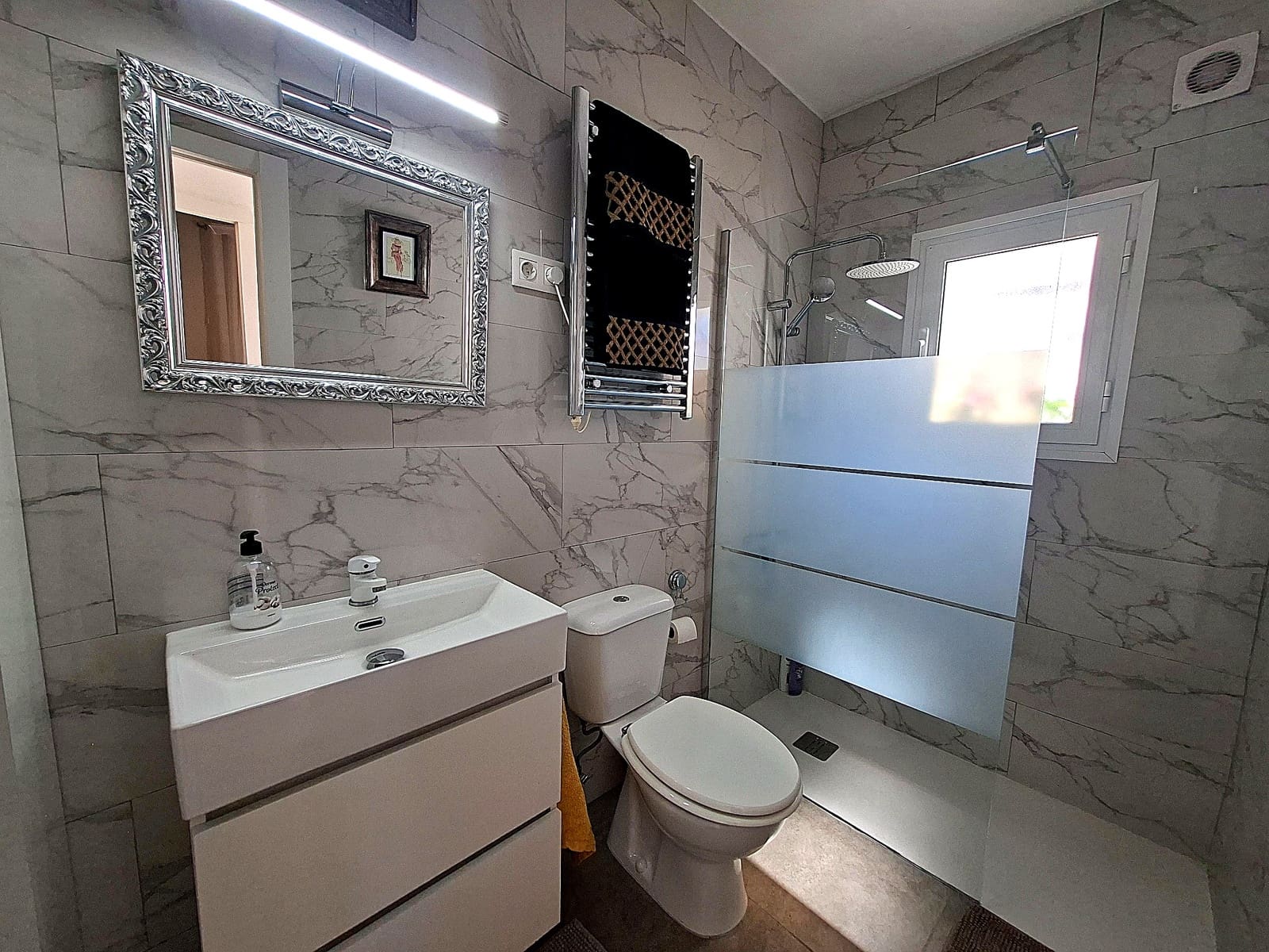 2 bedroom Townhouse for sale in Galera with garage - € 95,000 (Ref: 9841482)