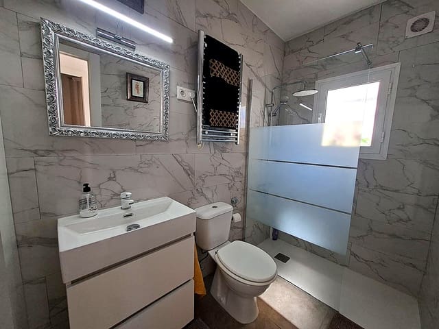 2 slaapkamer Huis te koop in Galera met garage - € 95.000 (Ref: 9841482)