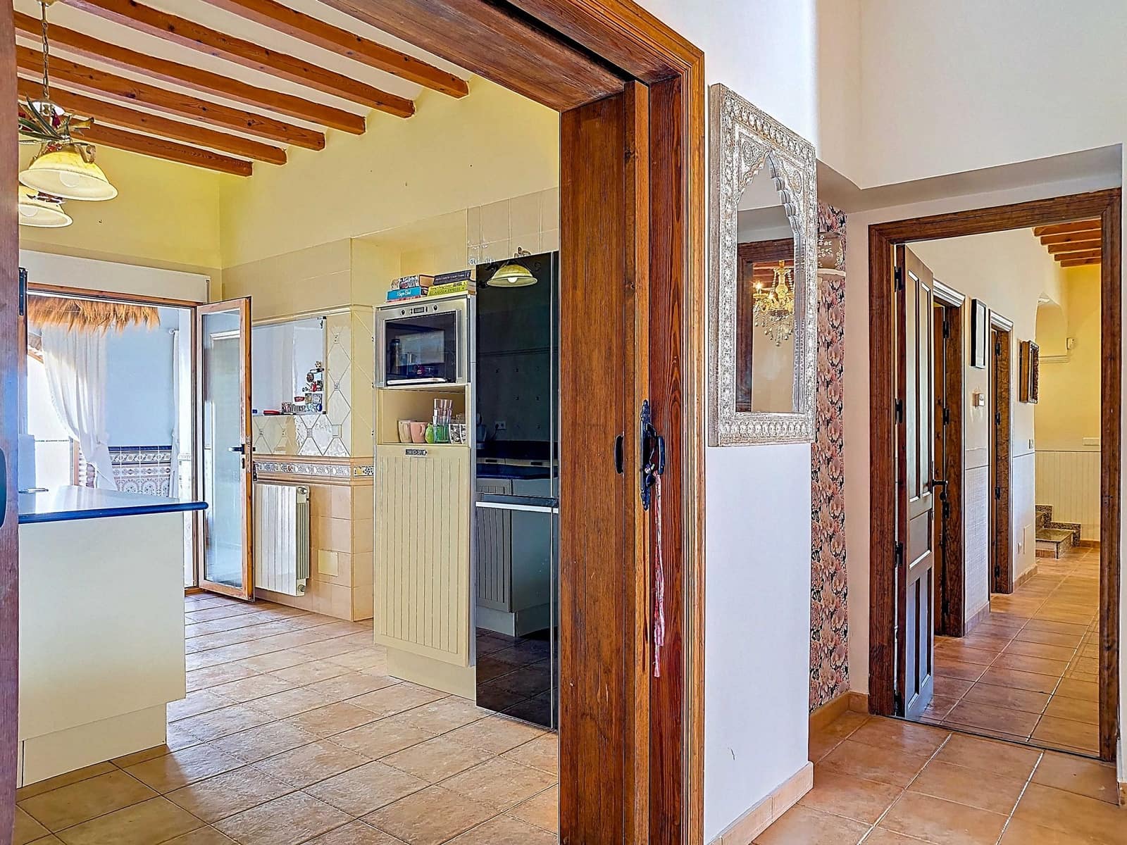 8 bedroom Finca/Country House for sale in Pinoso with pool - € 629,000 (Ref: 9841483)