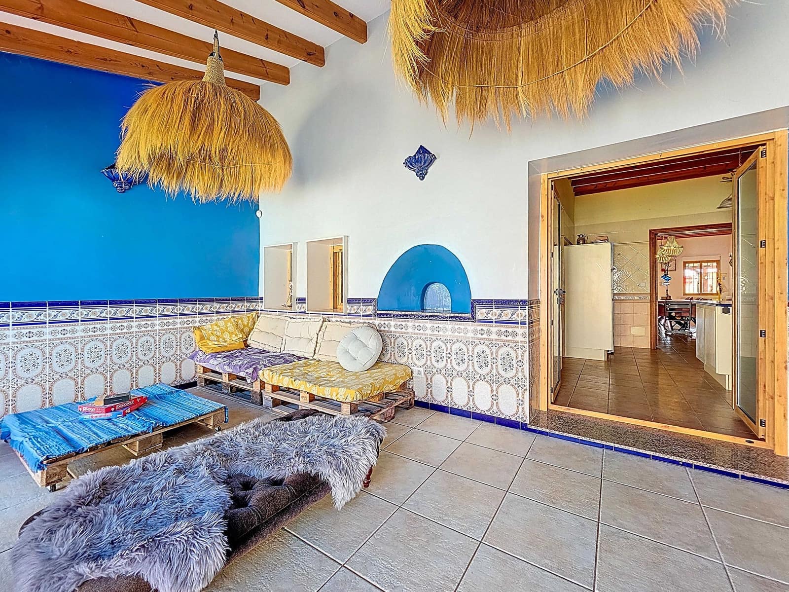 8 bedroom Finca/Country House for sale in Pinoso with pool - € 629,000 (Ref: 9841483)