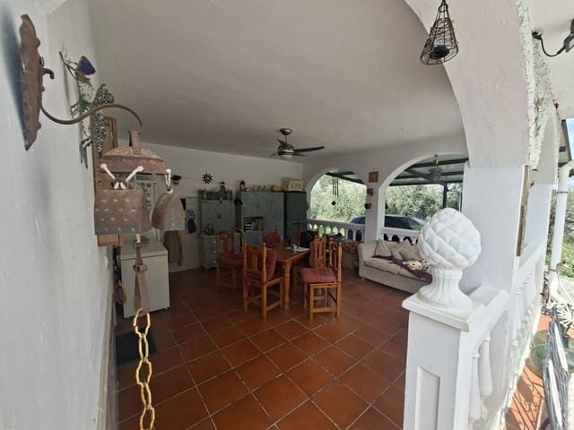 3 soveværelse Finca/Landehus til salg i Freila med swimmingpool - € 239.000 (Ref: 9841485)