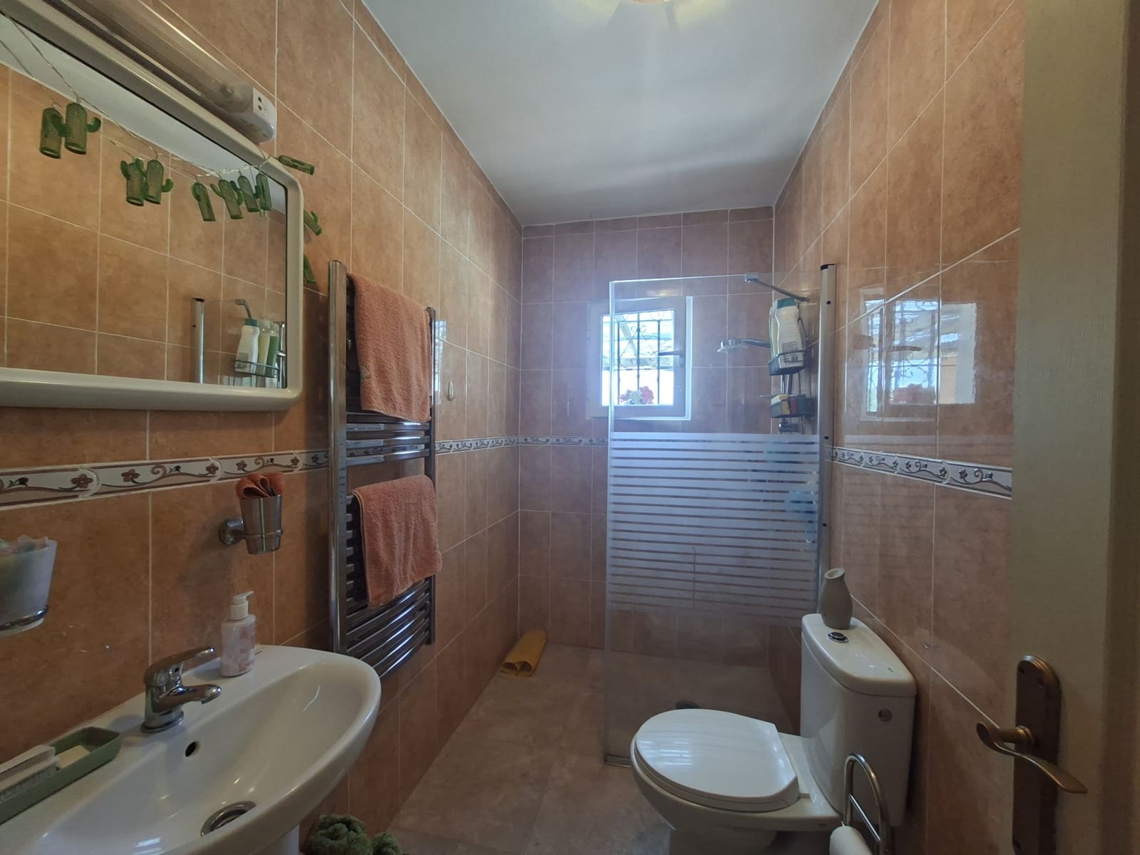 3 bedroom Finca/Country House for sale in Freila with pool - € 239,000 (Ref: 9841485)