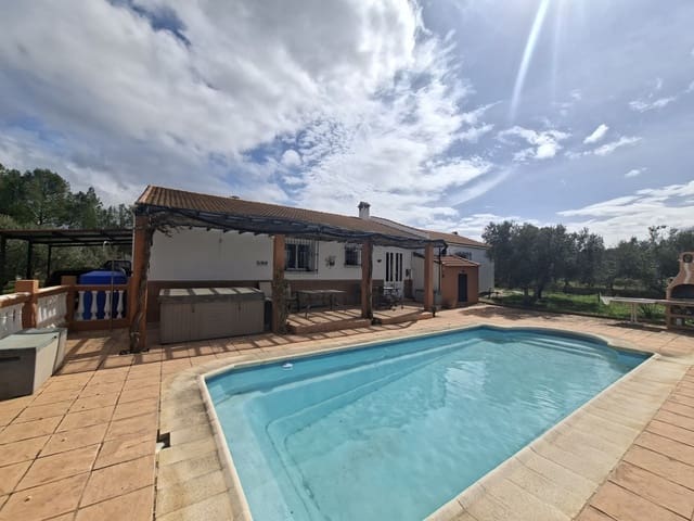3 soveværelse Finca/Landehus til salg i Freila med swimmingpool - € 239.000 (Ref: 9841485)